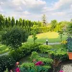 Luxury - Jessapart Walendia