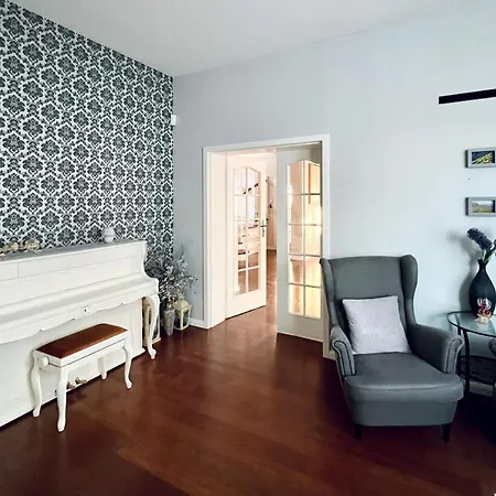 Luxury - Jessapart Walendia Walendow