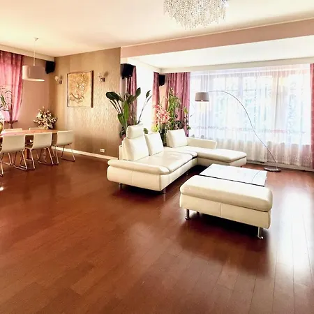 Villa Luxury - Jessapart Walendia