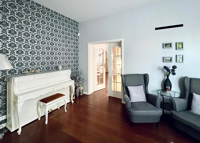 Luxury - Jessapart Walendia Walendow