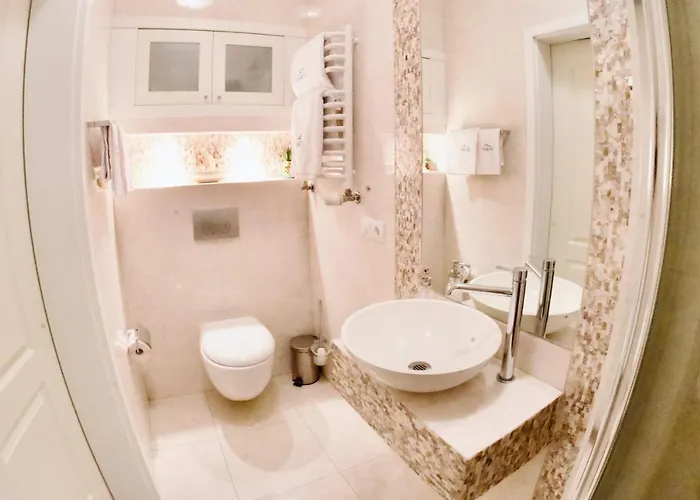 Luxury - Jessapart Walendia